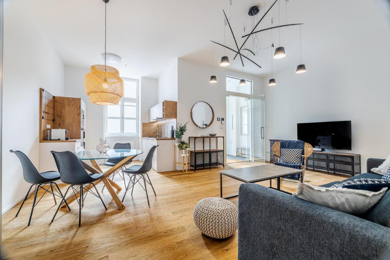 Elegant Apartments Located In The Centre Of Prague Exterior photo