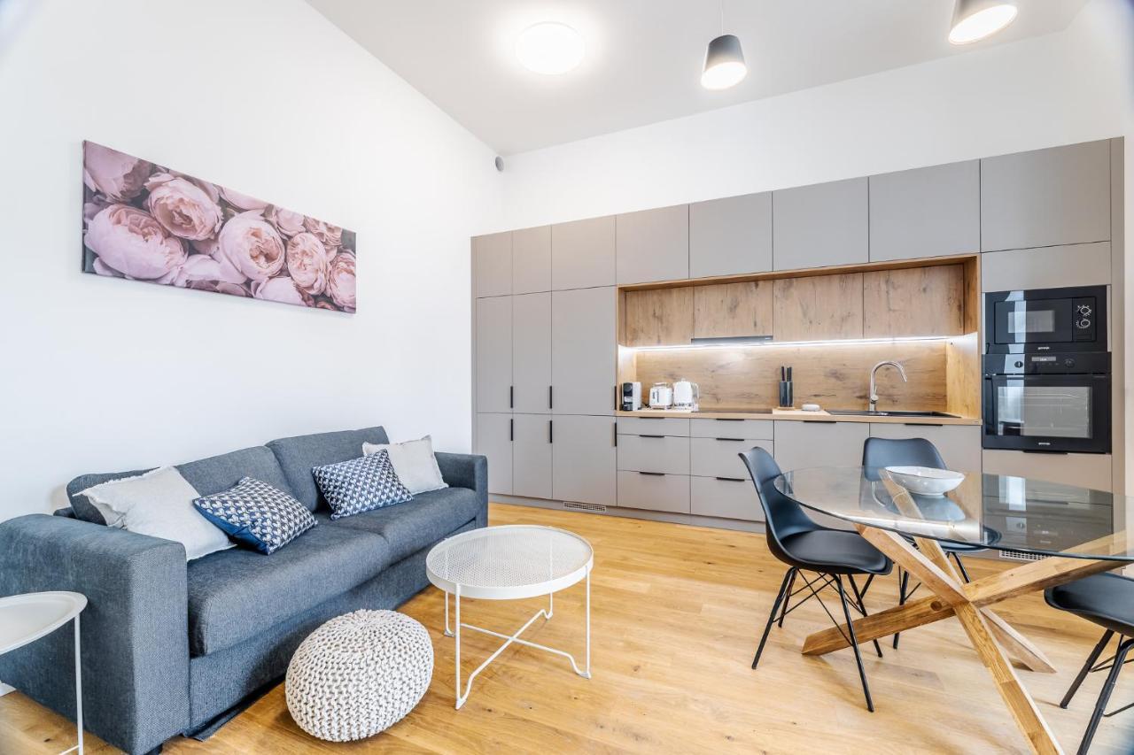 Elegant Apartments Located In The Centre Of Prague Exterior photo